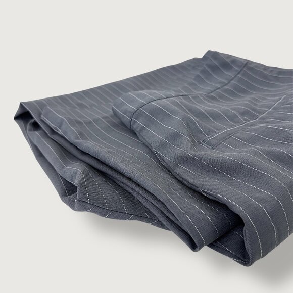 GLASSONS | 10 | High-Waisted Pinstripe Pants | Grey | Classic | Office | Basics - Picture 14 of 16